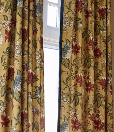 Ύφασμα με Φλοράλ Σχέδιο 'Innelea' (140cm) διαθέσιμο σε 2 Αποχρώσεις