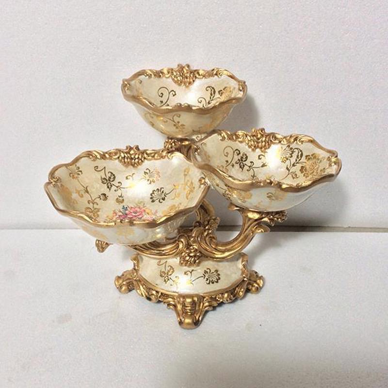 ESTHETI home - ΣΗΜΑΝΤΙΚΟ: Σε περίπτωση διαφοράς τιμής από το κατάστημα ισχύει παντα και μόνο η τιμή του καταστήματος ESTHETI home Πιατέλες με Πόδι Πορσελάνης/Resin Μπεζ/Χρυ