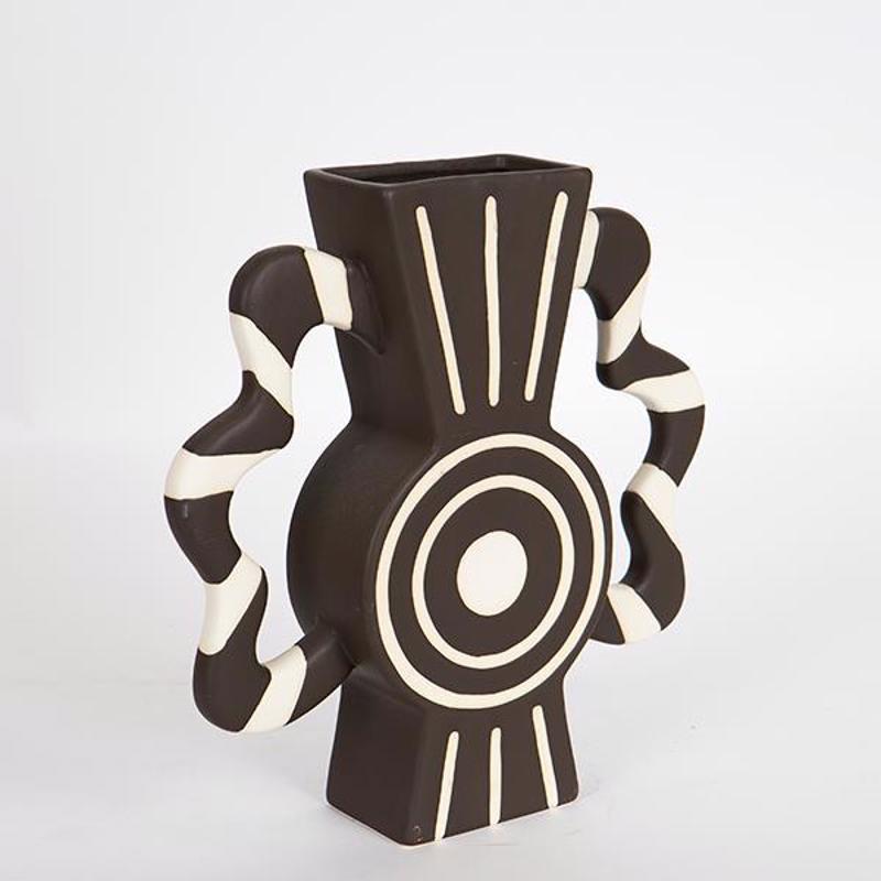 ESTHETI home - ΣΗΜΑΝΤΙΚΟ: Σε περίπτωση διαφοράς τιμής από το κατάστημα ισχύει παντα και μόνο η τιμή του καταστήματος ESTHETI home Βάζο Κεραμικό Σκούρο Καφέ/Μπεζ με Χερούλια