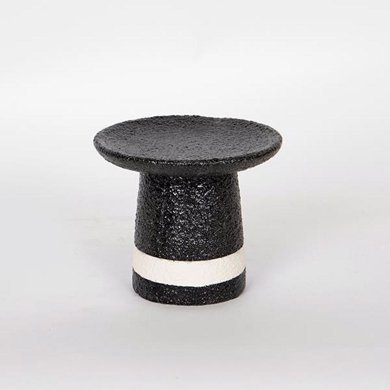 ESTHETI home - ΣΗΜΑΝΤΙΚΟ: Σε περίπτωση διαφοράς τιμής από το κατάστημα ισχύει παντα και μόνο η τιμή του καταστήματος ESTHETI home Κηροπήγιο Μαύρο/Λευκό Φ15x13cm 752-25029