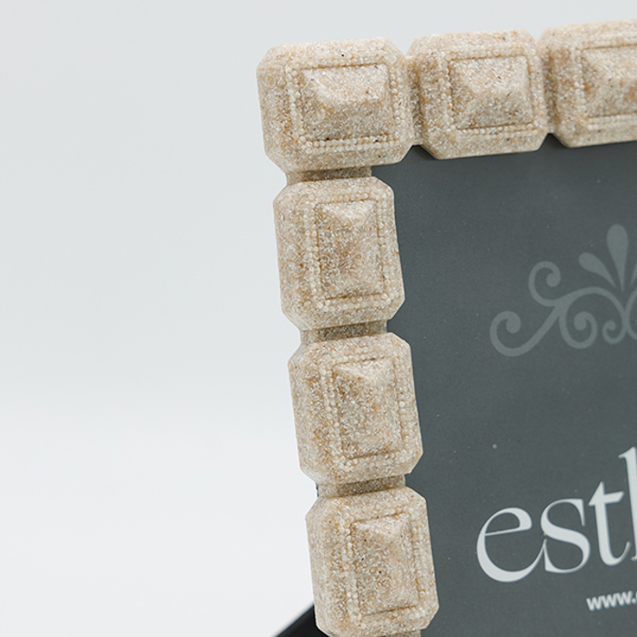 ESTHETI home Korniza (13x18cm) me efe Ammopetras Resin Krem 16.5x2x21.5cm 815-00053