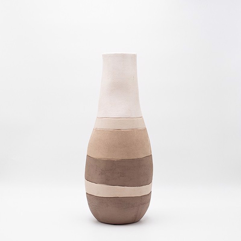 ESTHETI home - ΣΗΜΑΝΤΙΚΟ: Σε περίπτωση διαφοράς τιμής από το κατάστημα ισχύει παντα και μόνο η τιμή του καταστήματος ESTHETI home Βάζο Κεραμικό Εκρού/Μπεζ/Καφέ Φ18x44.5cm 8