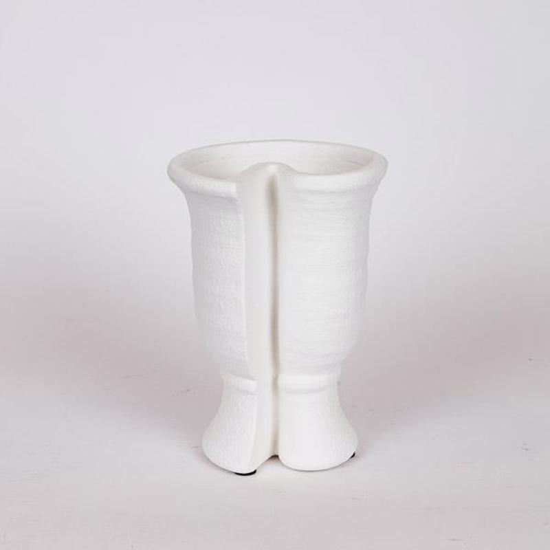 Διακοσμητικά Επιτραπέζια agiovlasitishome - ΣΗΜΑΝΤΙΚΟ: Σε περίπτωση διαφοράς τιμής από το κατάστημα ισχύει παντα και μόνο η τιμή του καταστήματος ESTHETI home Βάζο Κεραμικό Κρεμ 15x13x21εκ 819-00515