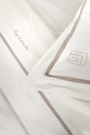 Guy Laroche Set Paplomatothiki Bambakosaten uperdipli me 2 Maxilarothikes BLEND AMETHYST/IVORY 240X250