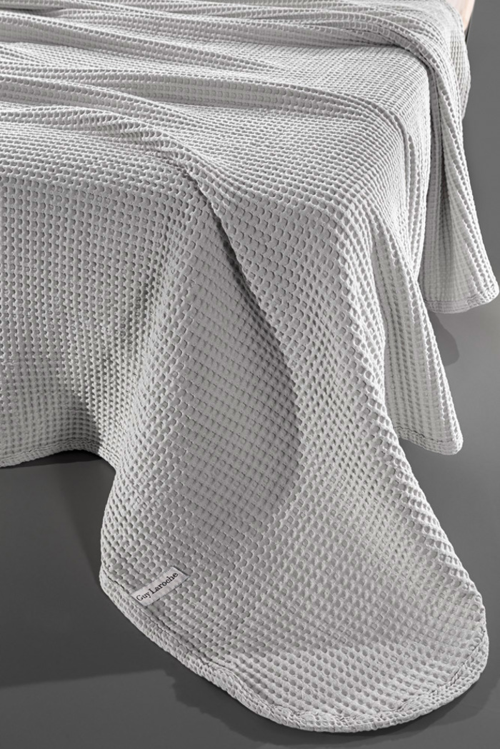Guy Laroche Dipli Kouberta Eternity Silver 230x240cm