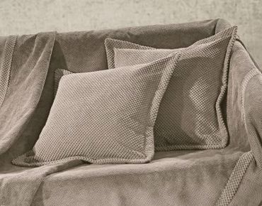 Guy Laroche Μαξιλαράκι διακοσμητικό RUBICON Camel 45X45EK 1116086217002