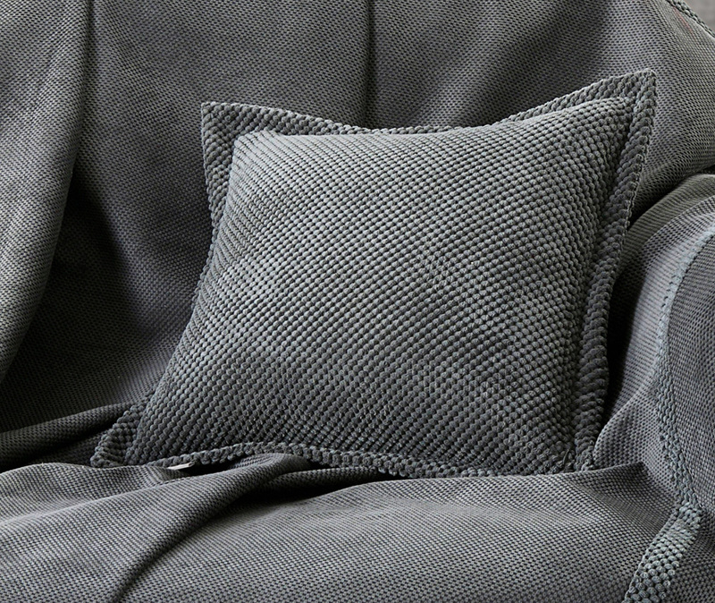 Guy Laroche - ΣΗΜΑΝΤΙΚΟ: Σε περίπτωση διαφοράς τιμής από το κατάστημα ισχύει παντα και μόνο η τιμή του καταστήματος Guy Laroche Μαξιλαράκι διακοσμητικό RUBICON Anthracite