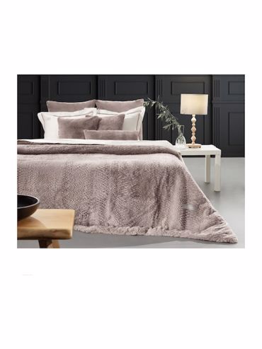 Guy Laroche Γούνινη κουβέρτα Crusty Old Pink 220x240 1113086219005