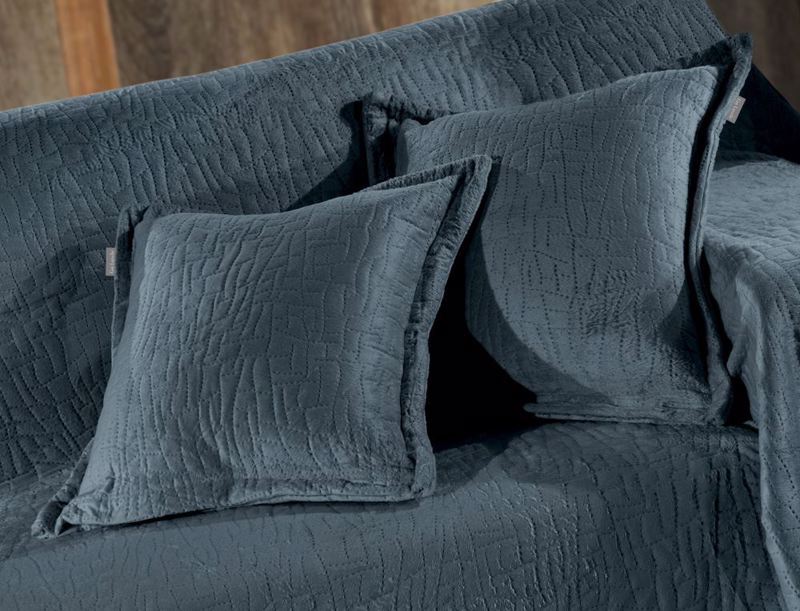 Μαξιλάρια διακοσμητικά agiovlasitishome - ΣΗΜΑΝΤΙΚΟ: Σε περίπτωση διαφοράς τιμής από το κατάστημα ισχύει παντα και μόνο η τιμή του καταστήματος Guy Laroche Διακοσμητική Μαξιλαροθήκη χωρίς Γέμιση Avon