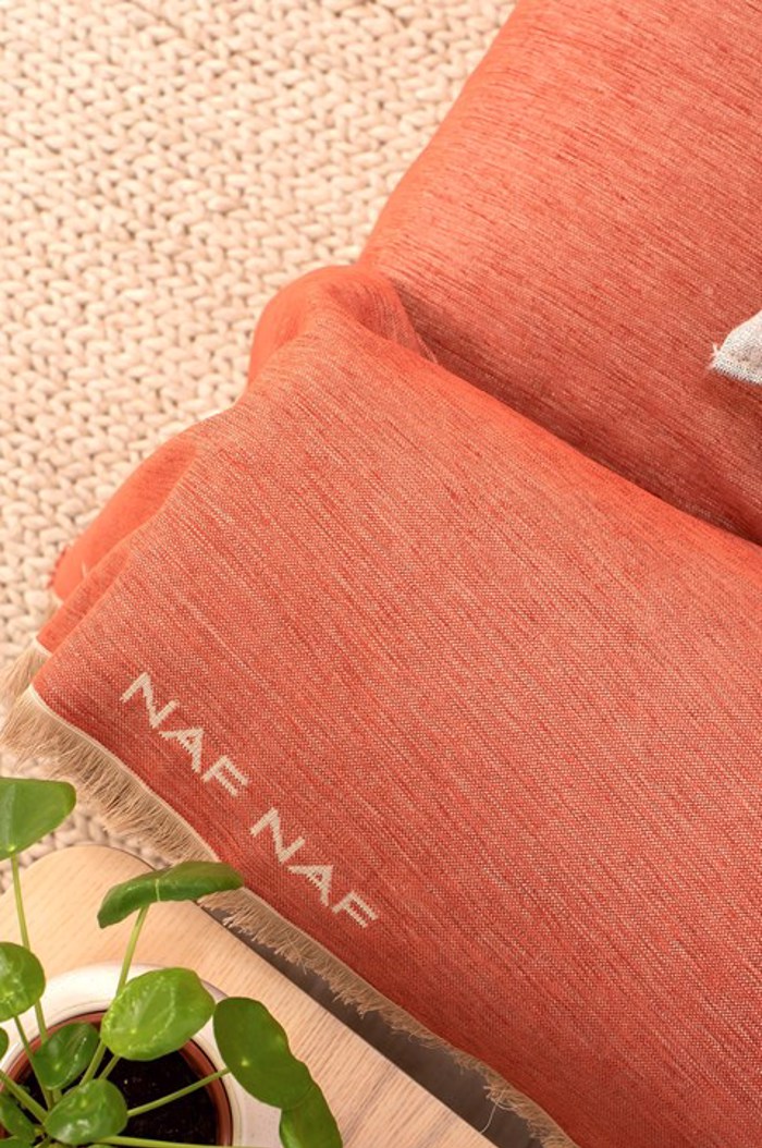 Βιοκαρπέτ Home Naf-Naf Highline Ριχτάρι Πολυθρόνας Terra 180x180cm 358-71 Biokarpet Home Naf-Naf Highline Rixtari Poluthronas Terra 180x180cm 358-71
