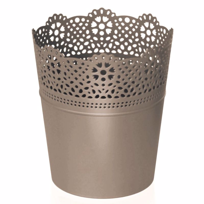 Γλάστρες - Ζαρντινιέρες agiovlasitishome - ΣΗΜΑΝΤΙΚΟ: Σε περίπτωση διαφοράς τιμής από το κατάστημα ισχύει παντα και μόνο η τιμή του καταστήματος Iliadis Μπεζ Πλαστικό Κασπώ 'LACE' Φ14x16cm 94359