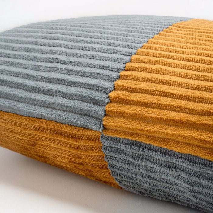 Liberta - Maison SENS Diakosmitiko Maxilari ufasmatino/Polyester Moustardi/Ggri 45x45cm 018875