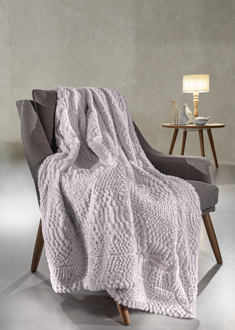 Guy Laroche Γούνινο ριχτάρι 170X350 & διακοσμητική μαξιλαροθήκη 48X48