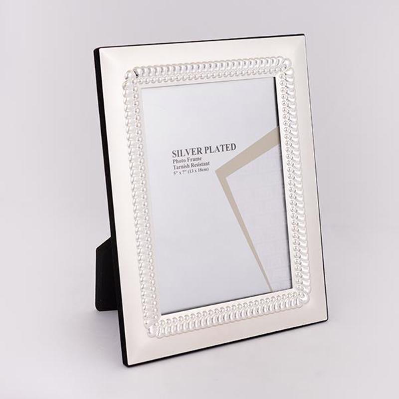 ESTHETI home - ΣΗΜΑΝΤΙΚΟ: Σε περίπτωση διαφοράς τιμής από το κατάστημα ισχύει παντα και μόνο η τιμή του καταστήματος ESTHETI home Κορνίζα Μεταλλική Επάργυρη Ασημί 13x18cm 7