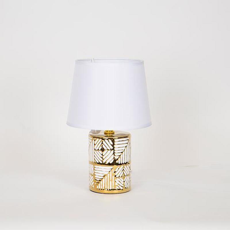 ESTHETI home - ΣΗΜΑΝΤΙΚΟ: Σε περίπτωση διαφοράς τιμής από το κατάστημα ισχύει παντα και μόνο η τιμή του καταστήματος ESTHETI home Επιτραπέζιο Φωτιστικό Κεραμικό Χρυσό με Υφ