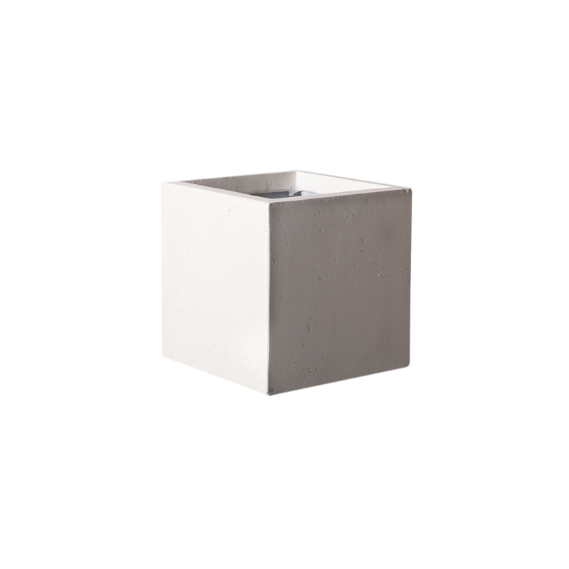 Supergreens - ΣΗΜΑΝΤΙΚΟ: Σε περίπτωση διαφοράς τιμής από το κατάστημα ισχύει παντα και μόνο η τιμή του καταστήματος Supergreens Γλάστρα Πήλινη Τετράγωνη ''Rocky'' Γκρι Ανο